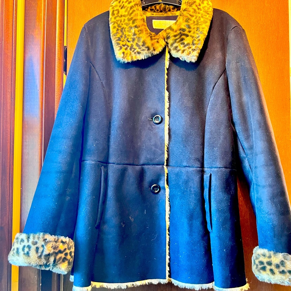 Liz Claiborne winter jacket with faux fur animal print lining. Size Large
